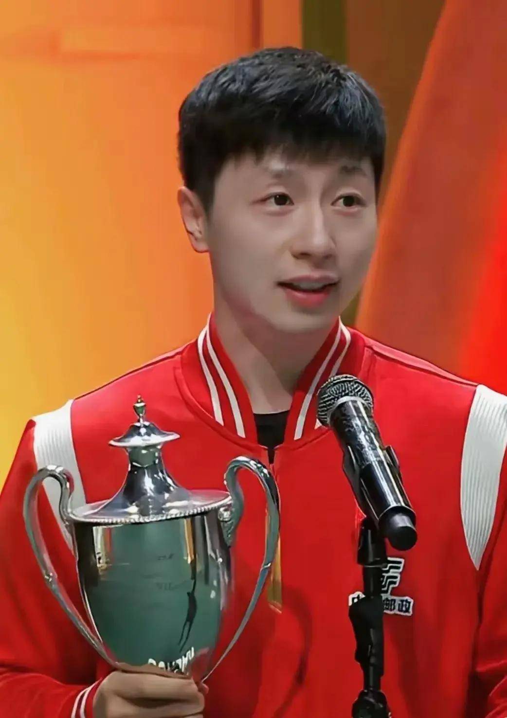 马龙:太甜蜜!幸福就是爱妻俩儿三餐四季,龙队生活上也是全满贯