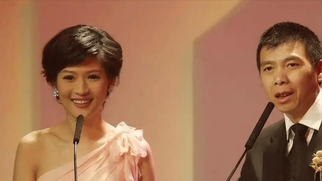 与冯小刚夜宿8小时,花陈红老公上千万元的沈星,如今怎么样了?