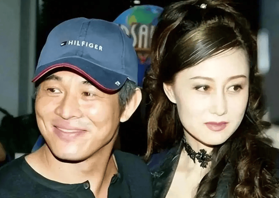 昔日女神黄秋燕:李连杰抛弃她,与利智结婚后,竟沦落成这样?