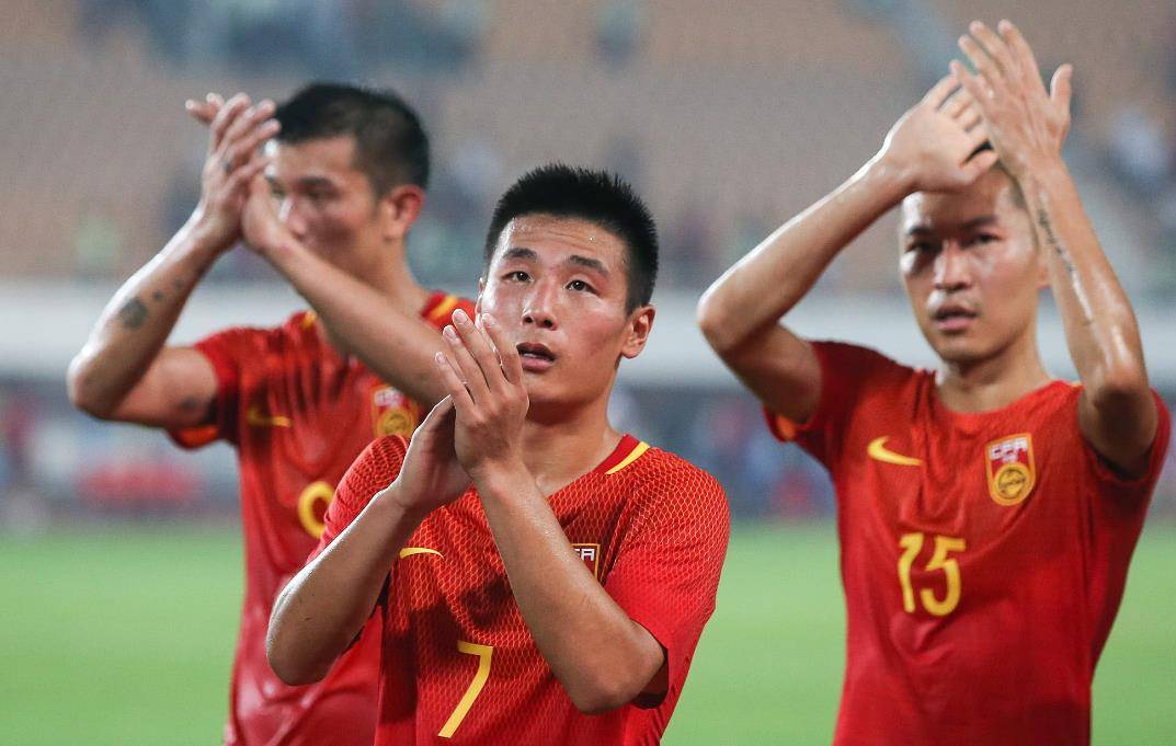 大牌名帅刚现身中国足坛,老国脚就力荐他执教国足,武磊表态支持