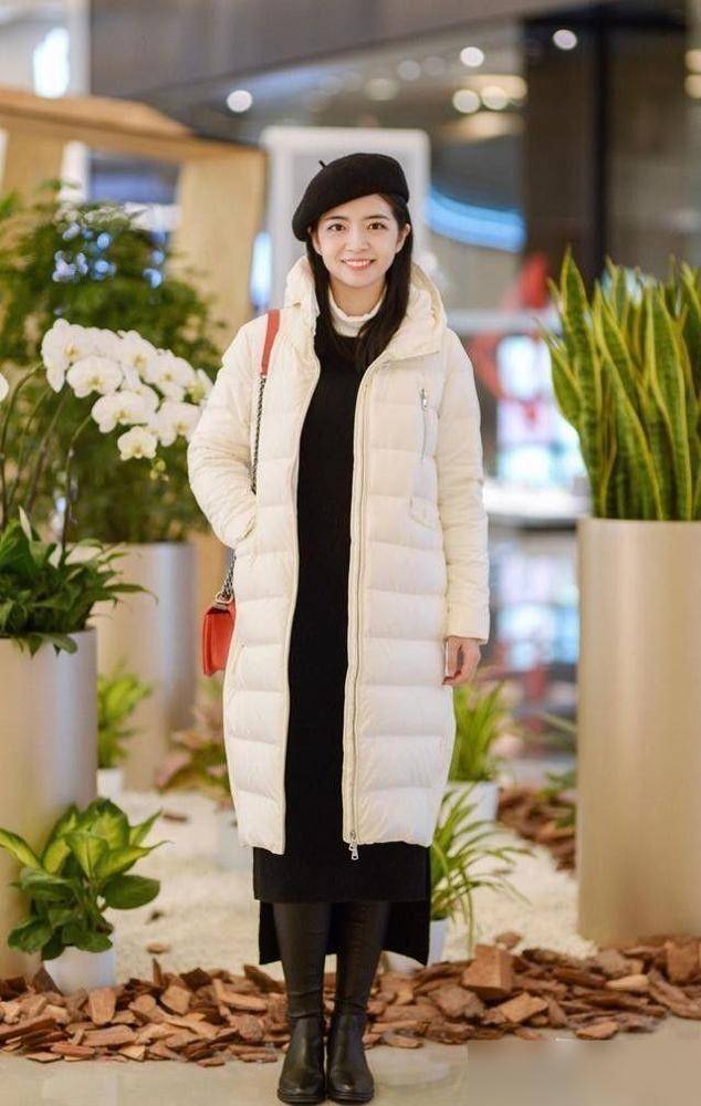 三木博主带火了一种穿搭:"羽绒服 帽子",保暖,时髦还很优雅