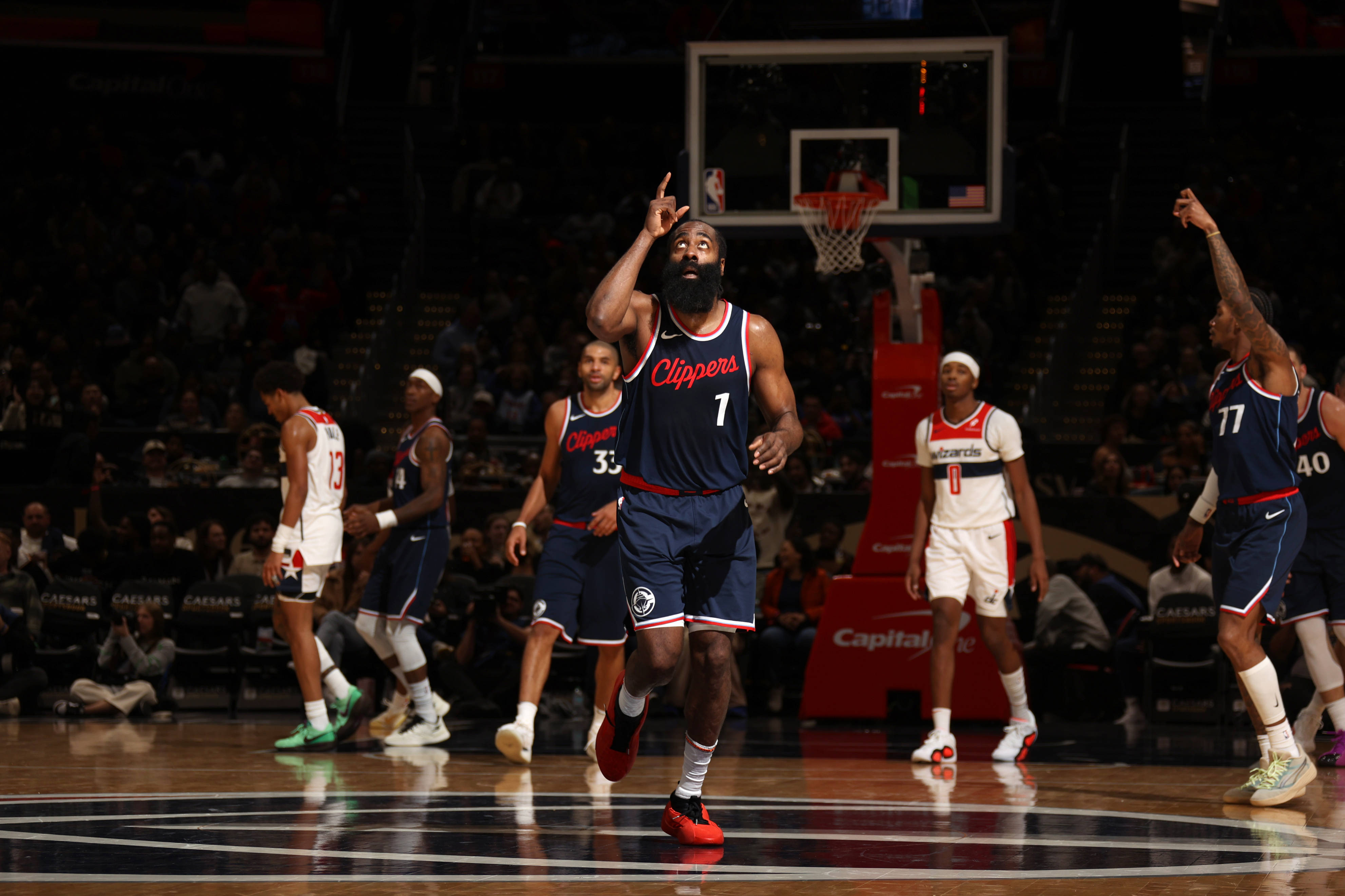 快船121-96轻取奇才,哈登三节43分创历史,送奇才13连败