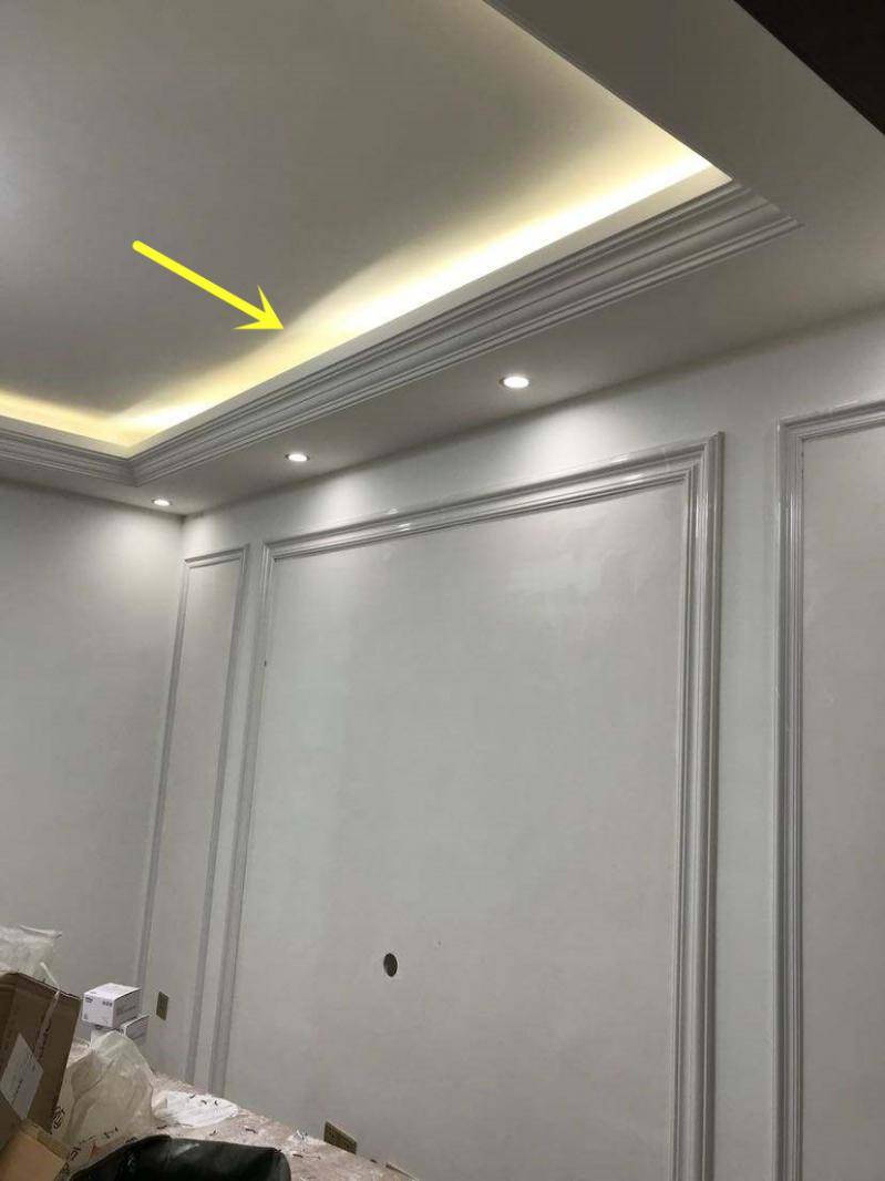 像这种回形吊顶完全就是灰尘收集器.