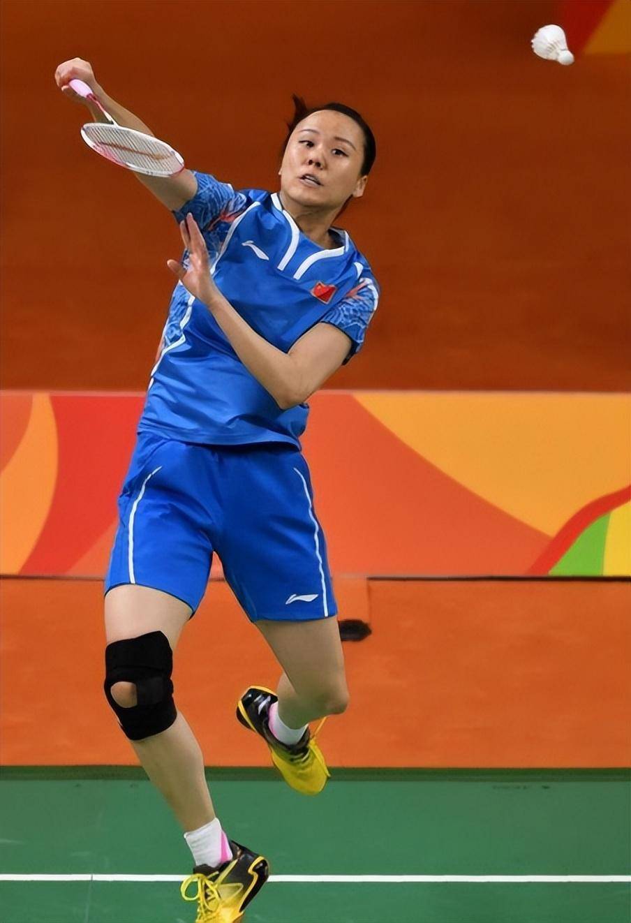 国羽奥运冠军赵芸蕾,曾被闺蜜男友双背叛,现在38岁成为人生赢家