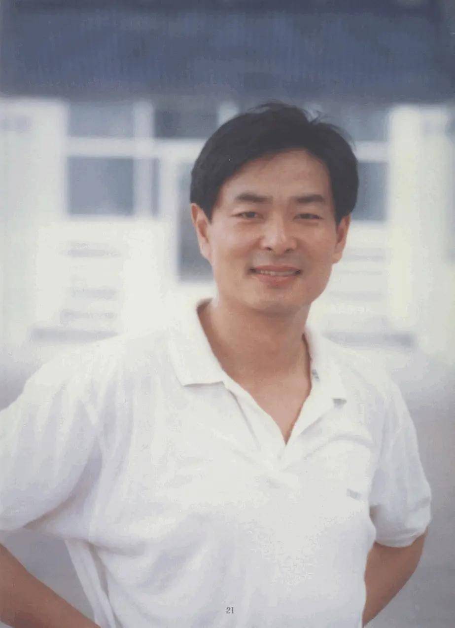 濮存昕当红时期急流勇退,几乎销声匿迹,是否是时代"抛弃"了他