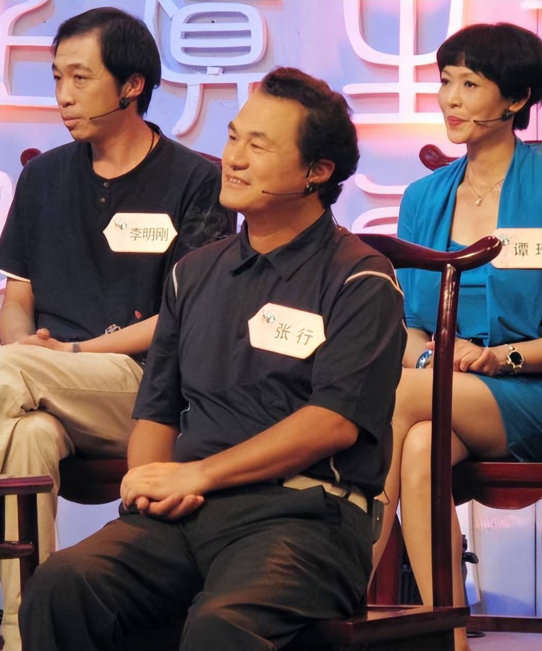 "歌坛天王"张行: 因流氓罪入狱后又成老赖,今62岁儿子才16岁