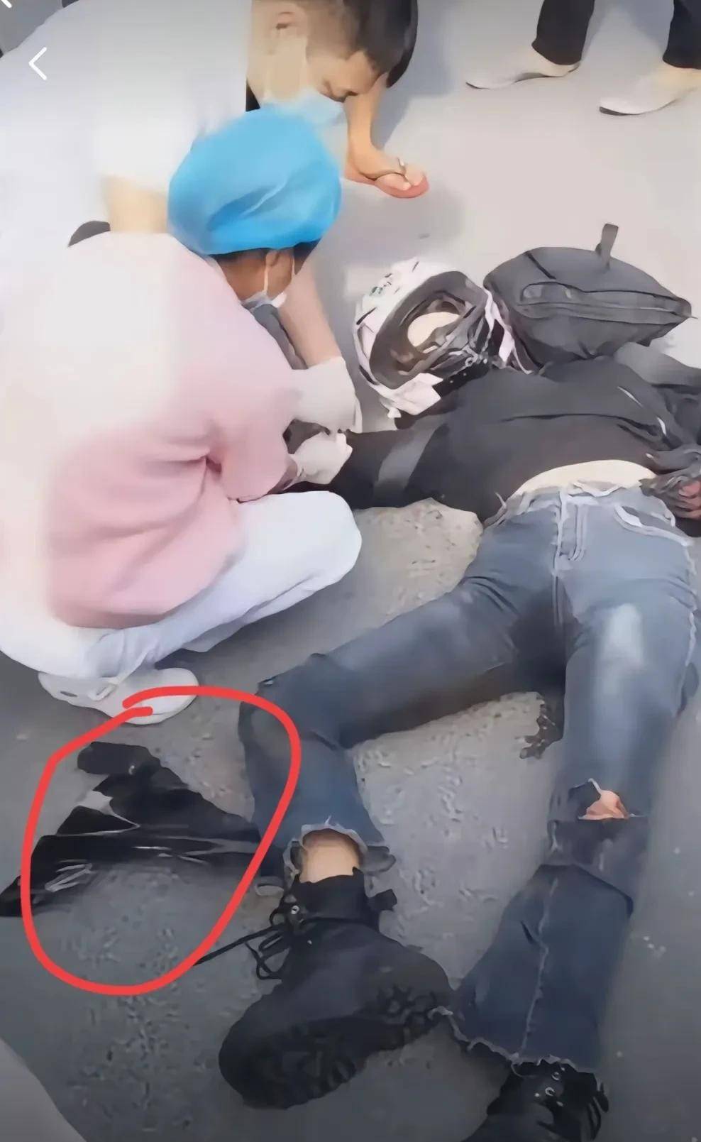 机车网红万小橘的悲剧:19岁女孩意外离世,生命脆弱如蝉翼