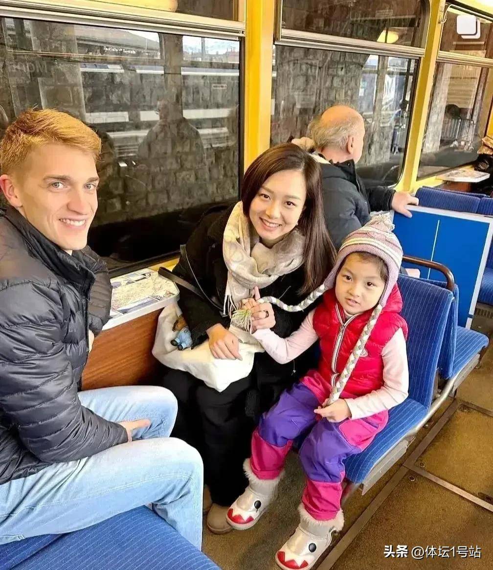 德乒女神万远颜值被热议!27岁,卡尔伯格女友,育有一个7岁女儿_乒乓球_德国队_比赛