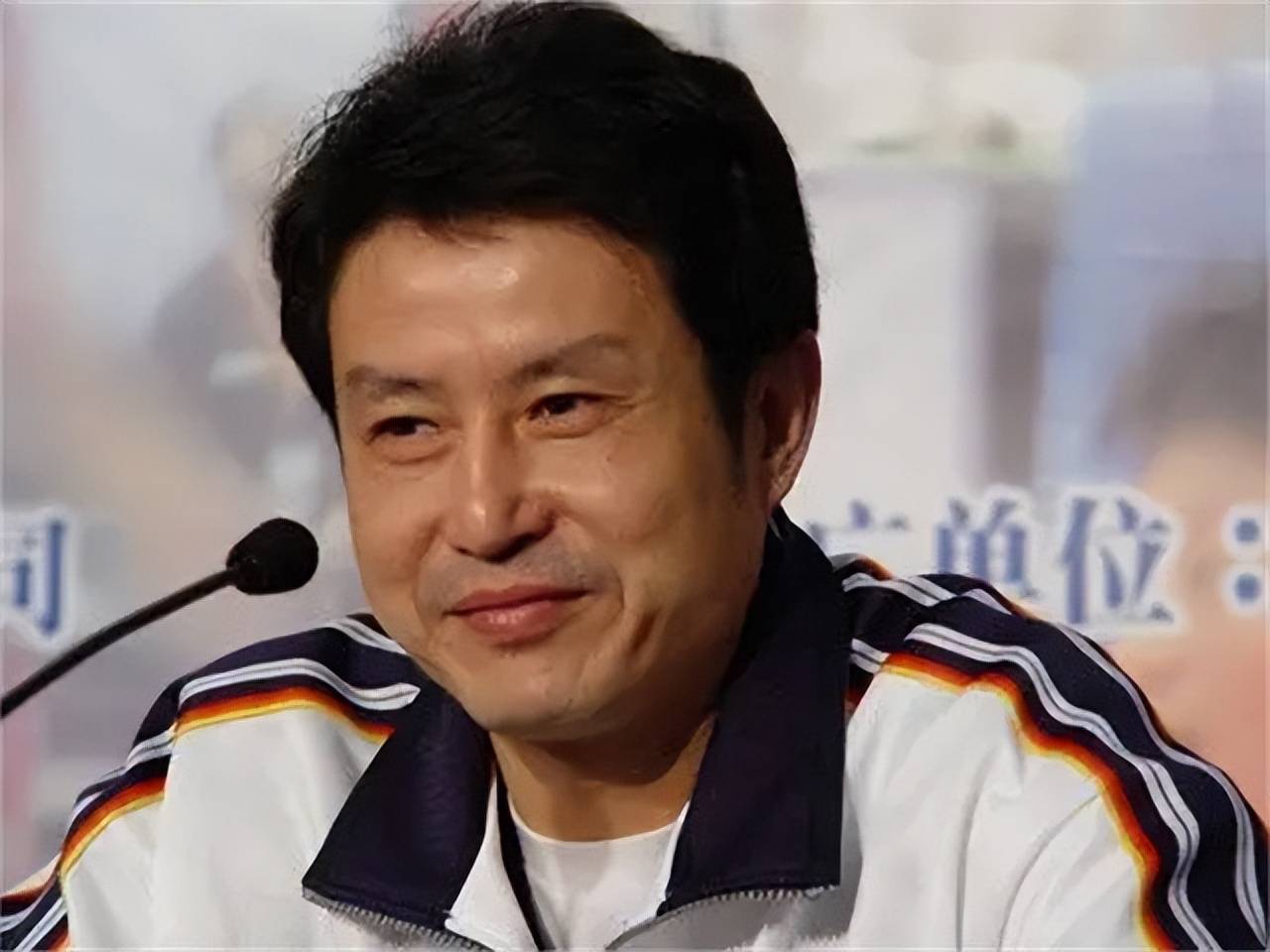 陈忠和现状:二婚娶女徒弟为妻,如今已退休携妻回归家庭