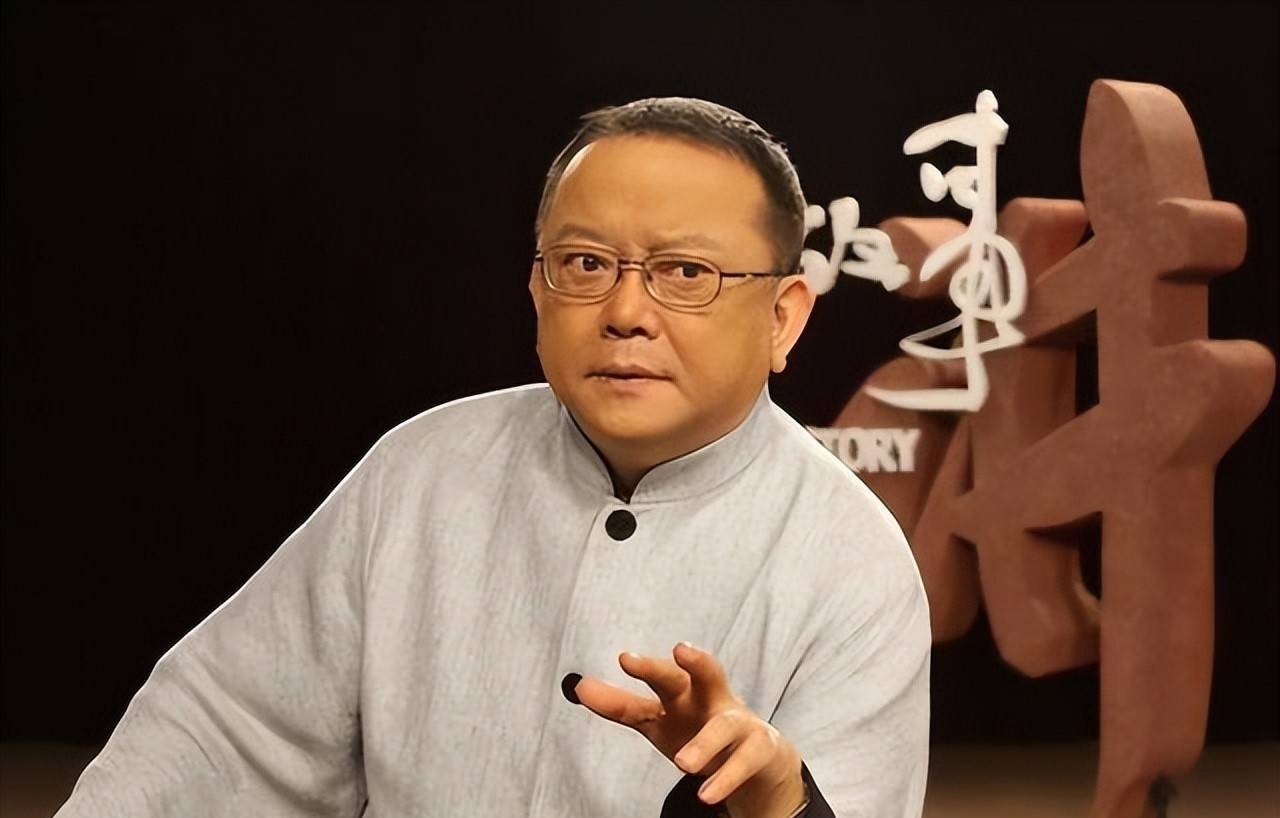 事实证明,被传卖掉上亿豪宅移民美国的王刚,已经走上另一条大道_生活_艺术_舞台