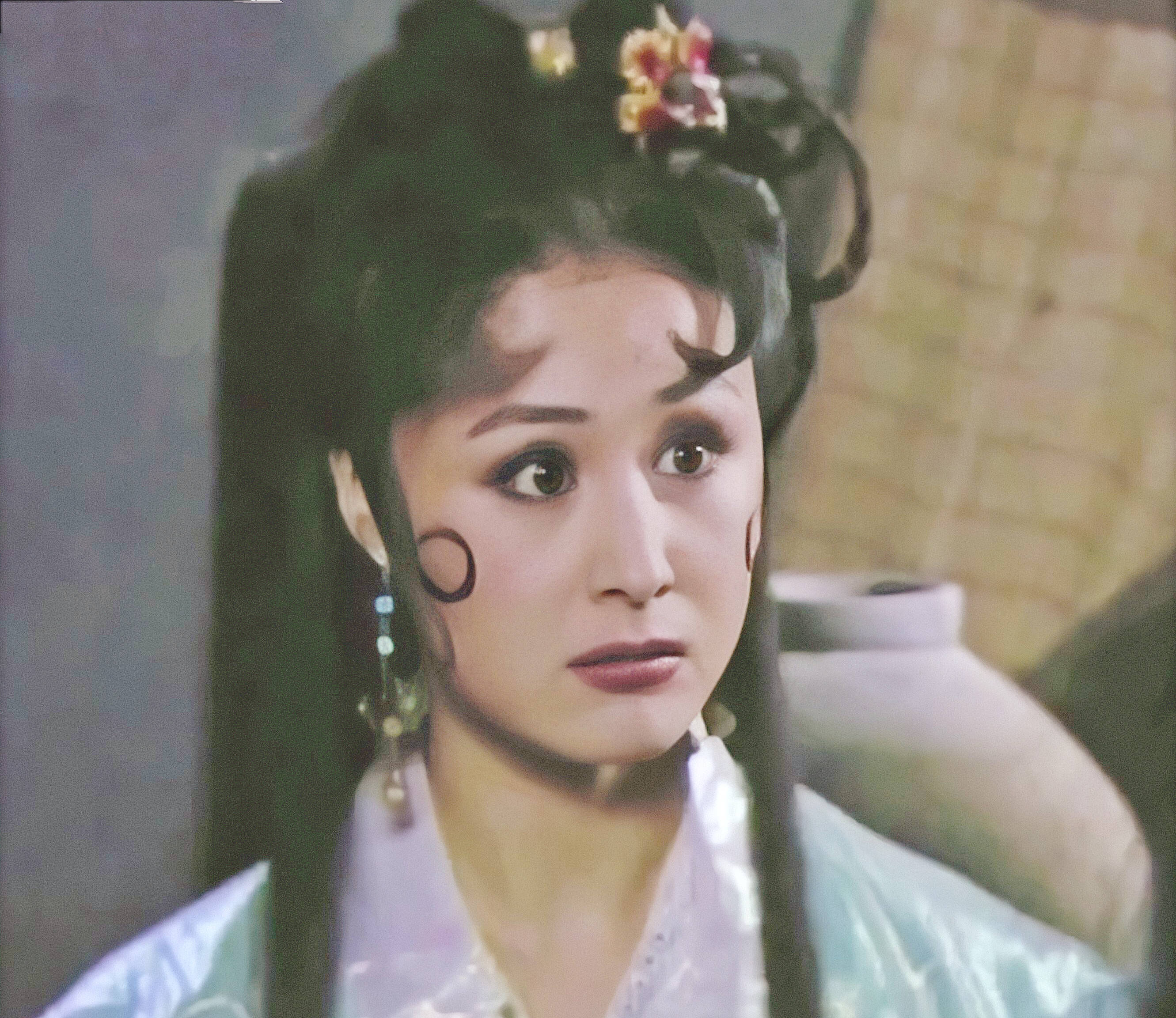 明明长得风情万种,却总演土掉渣的"村妇",这5位谁更接地气儿