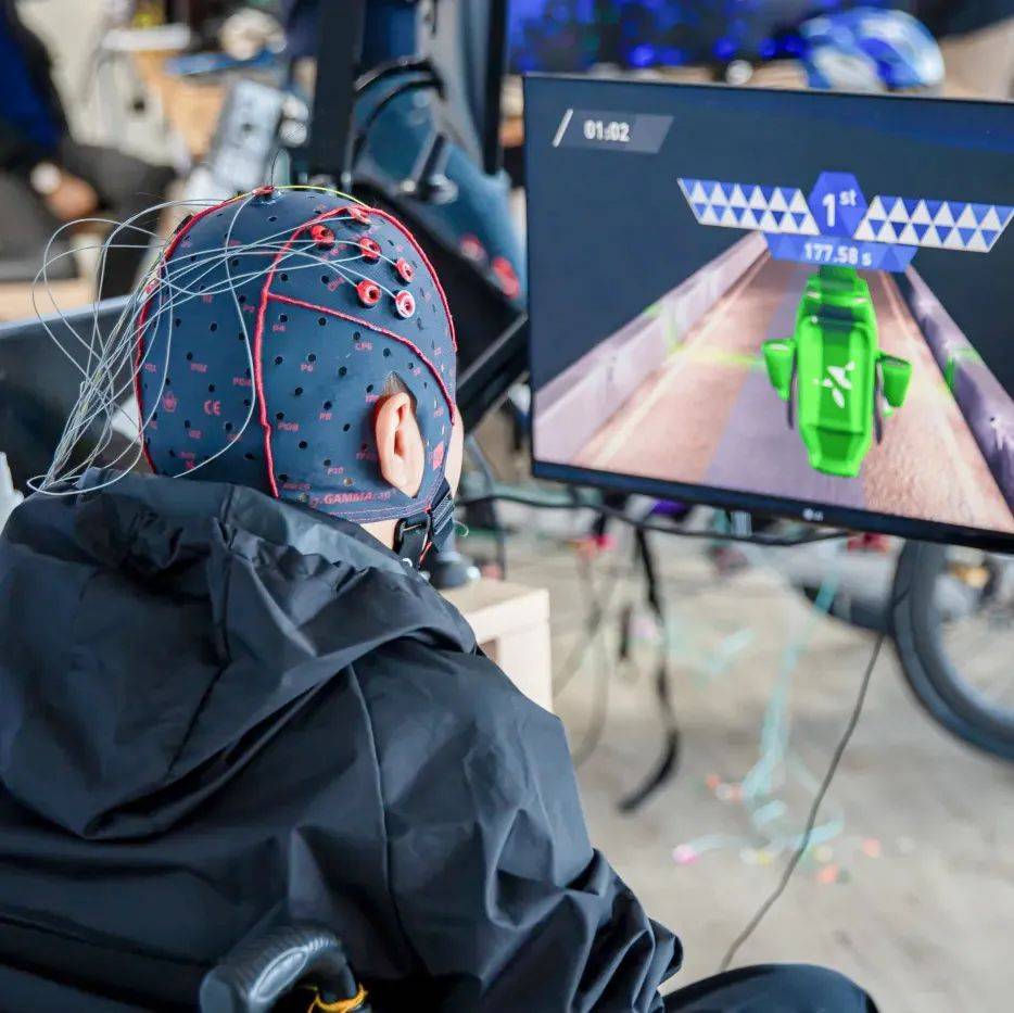 10亿人或受益？国内脑机接口技术超越马斯克Neuralink，加速步入临床_高压氧_氧舱_压强