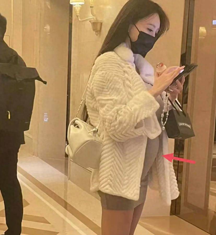 杨颖:我那"抛妻弃子"的前夫,与叶柯恋爱后,连面相都变了!