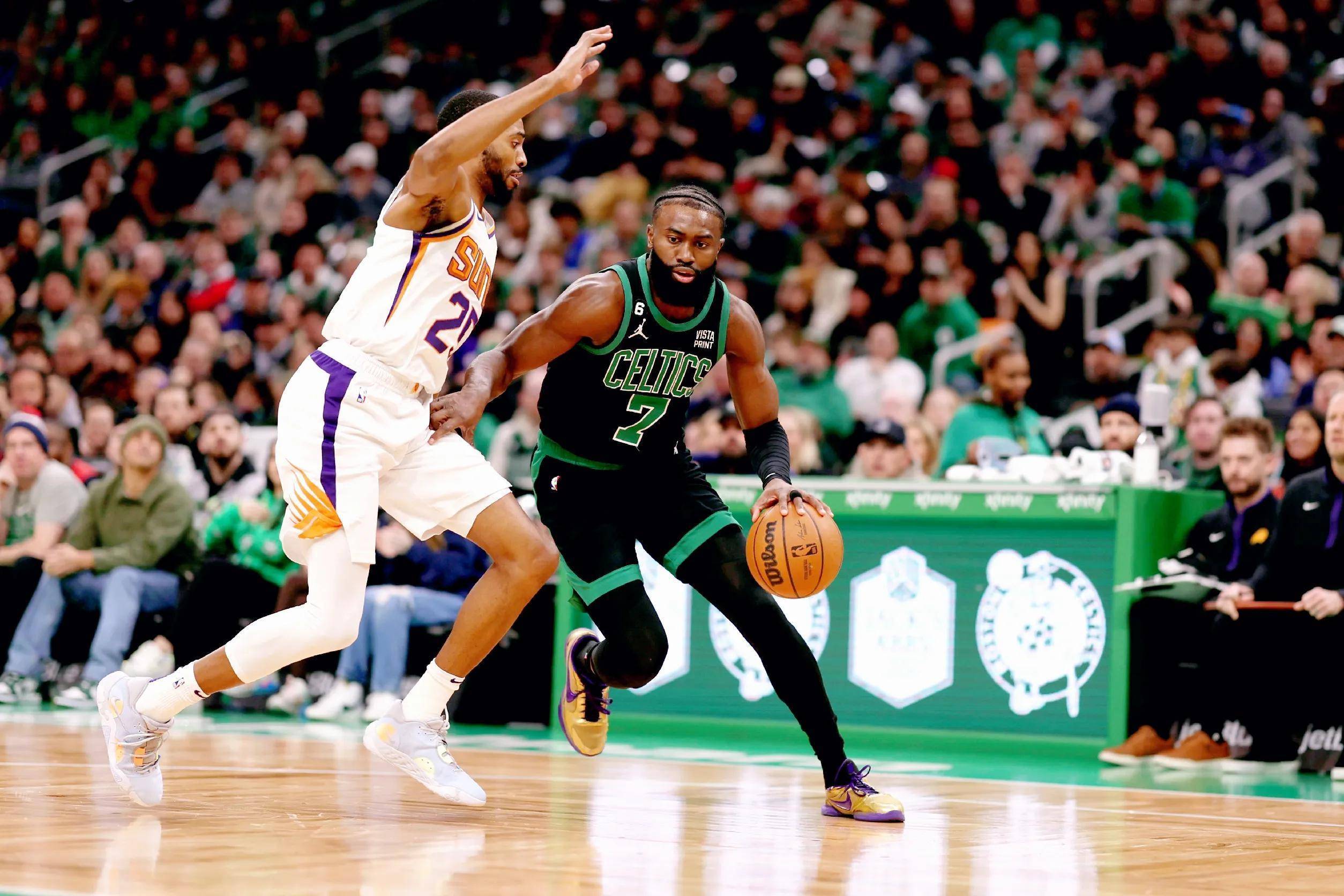 布朗两双率绿军取胜！布朗尼全明星获两票引名宿调侃