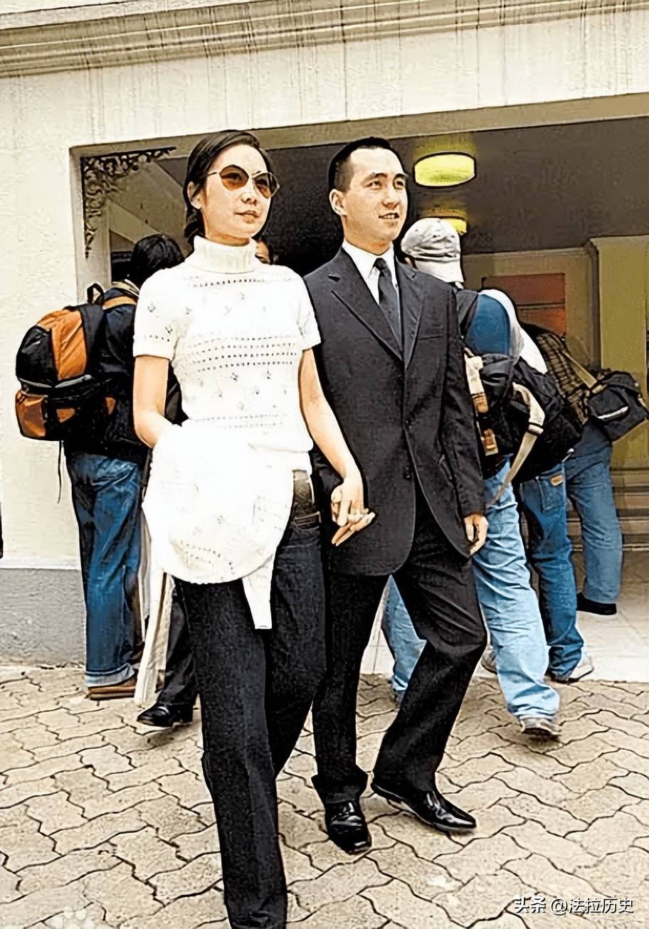 她只生一女便封肚,富豪老公没绯闻还恋家
