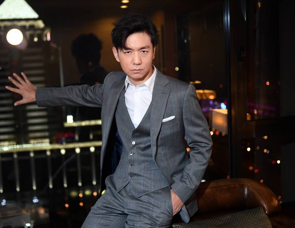 著名演员邢佳栋:我这辈子最正确的决定,就是娶了一个平凡的妻子