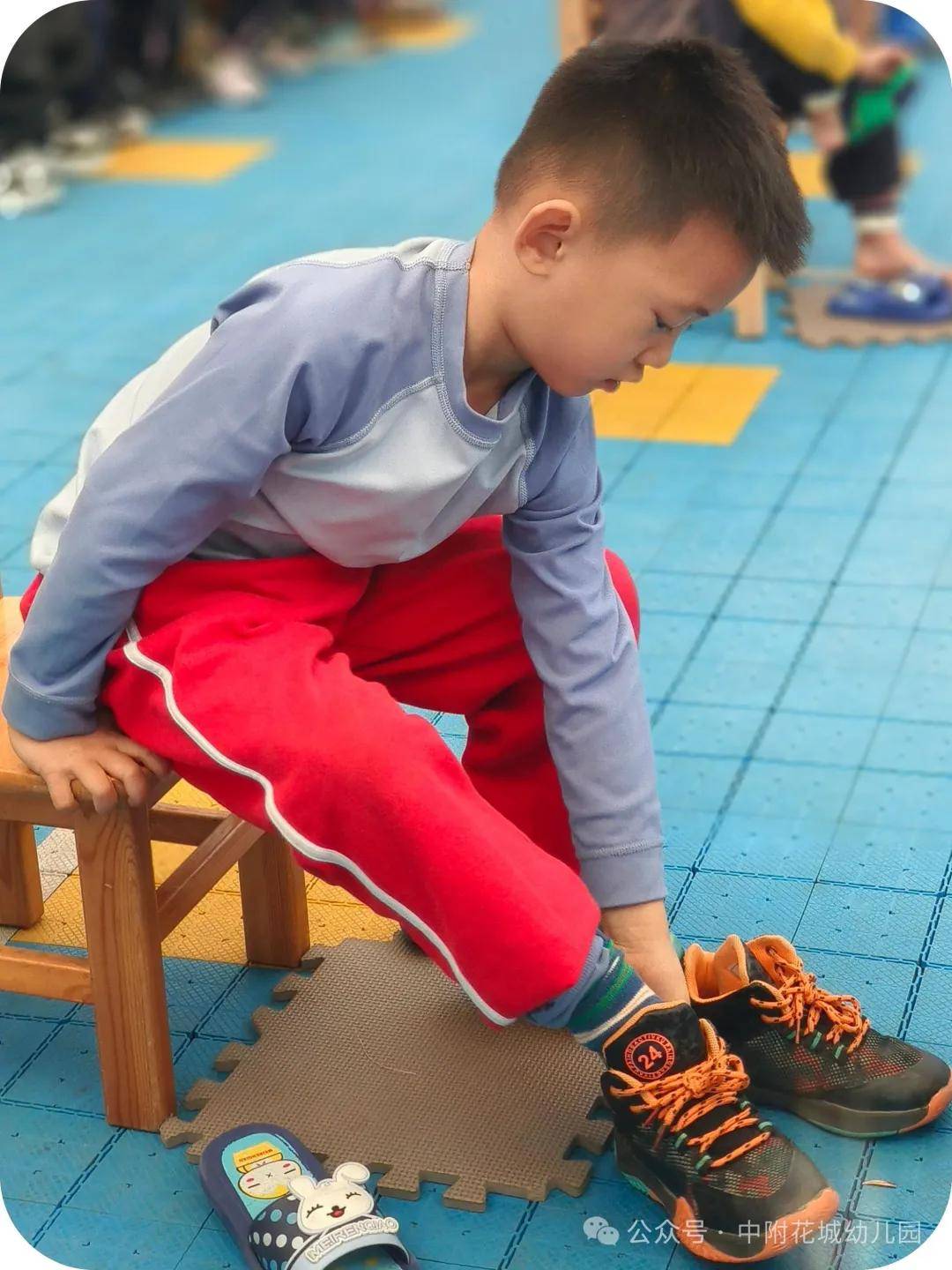 【人小本领大 自理我能行】佛山市南海区中附花城幼儿园生活自理能力