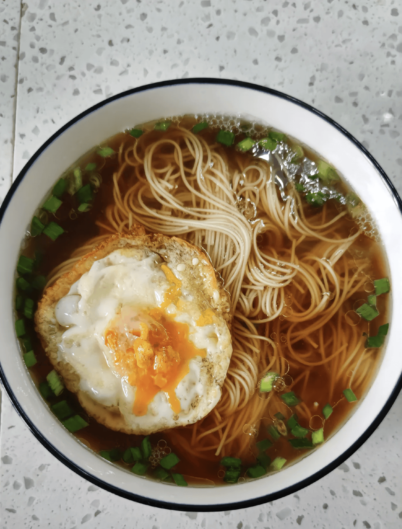 阳春面:一碗简单却动人的家常美味