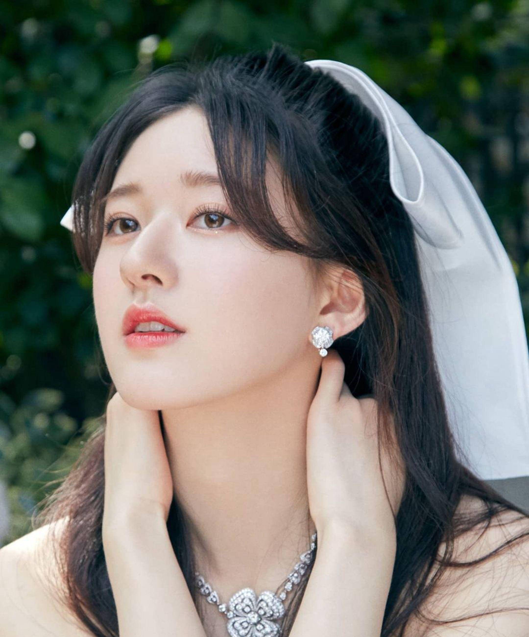 赵露思确诊患分离转换性障碍,称走不了路,吃饭困难并非炒作