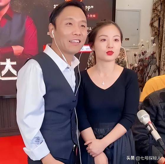 乐凡祁隆的结婚照片图片