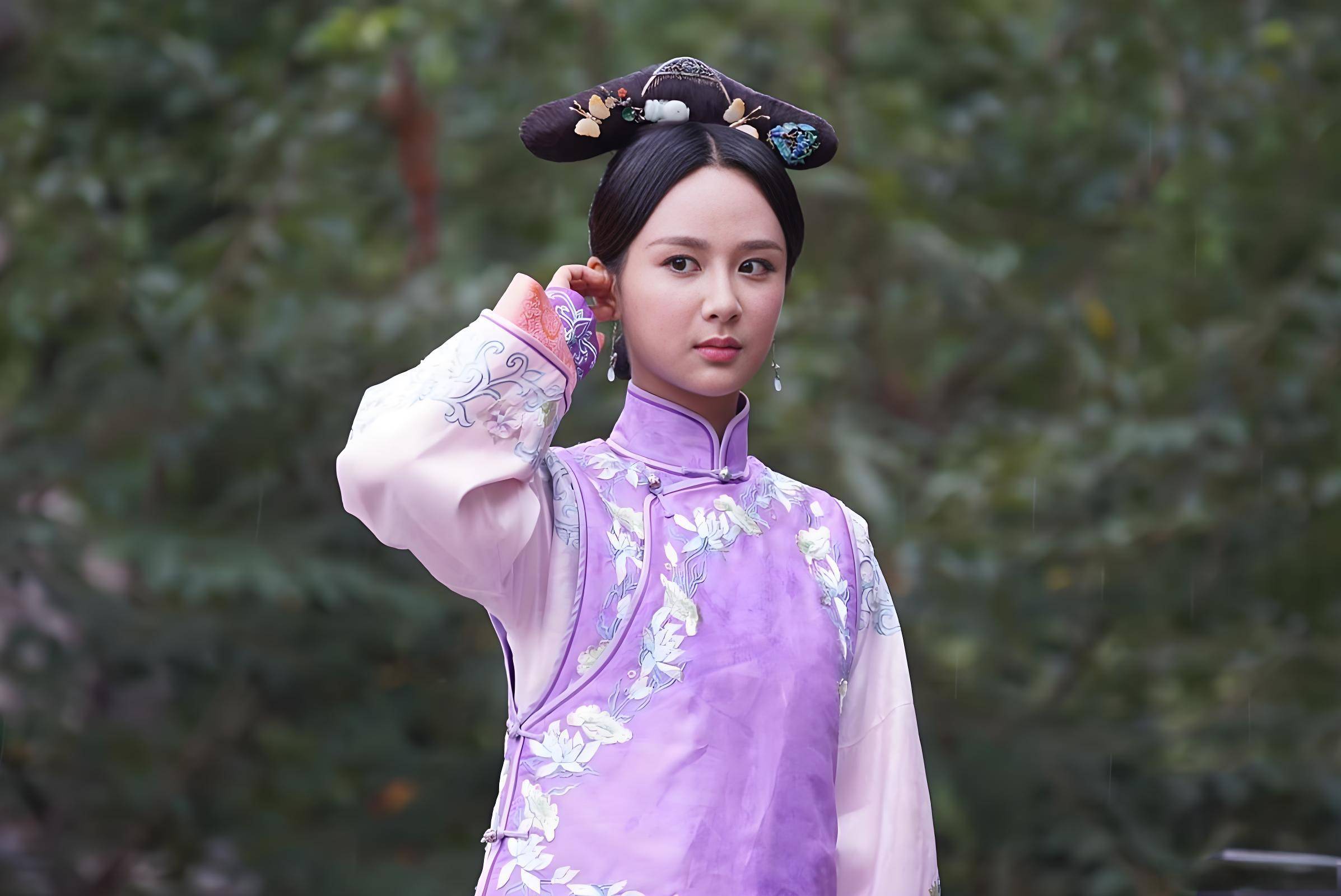 杨紫:演艺之路与红色经典演绎