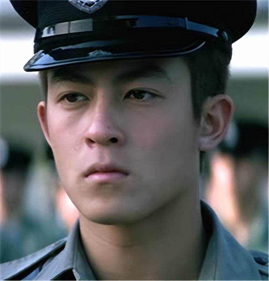 陈冠希为女儿学校募捐,反被网友质问:你给西藏重建捐了多少?