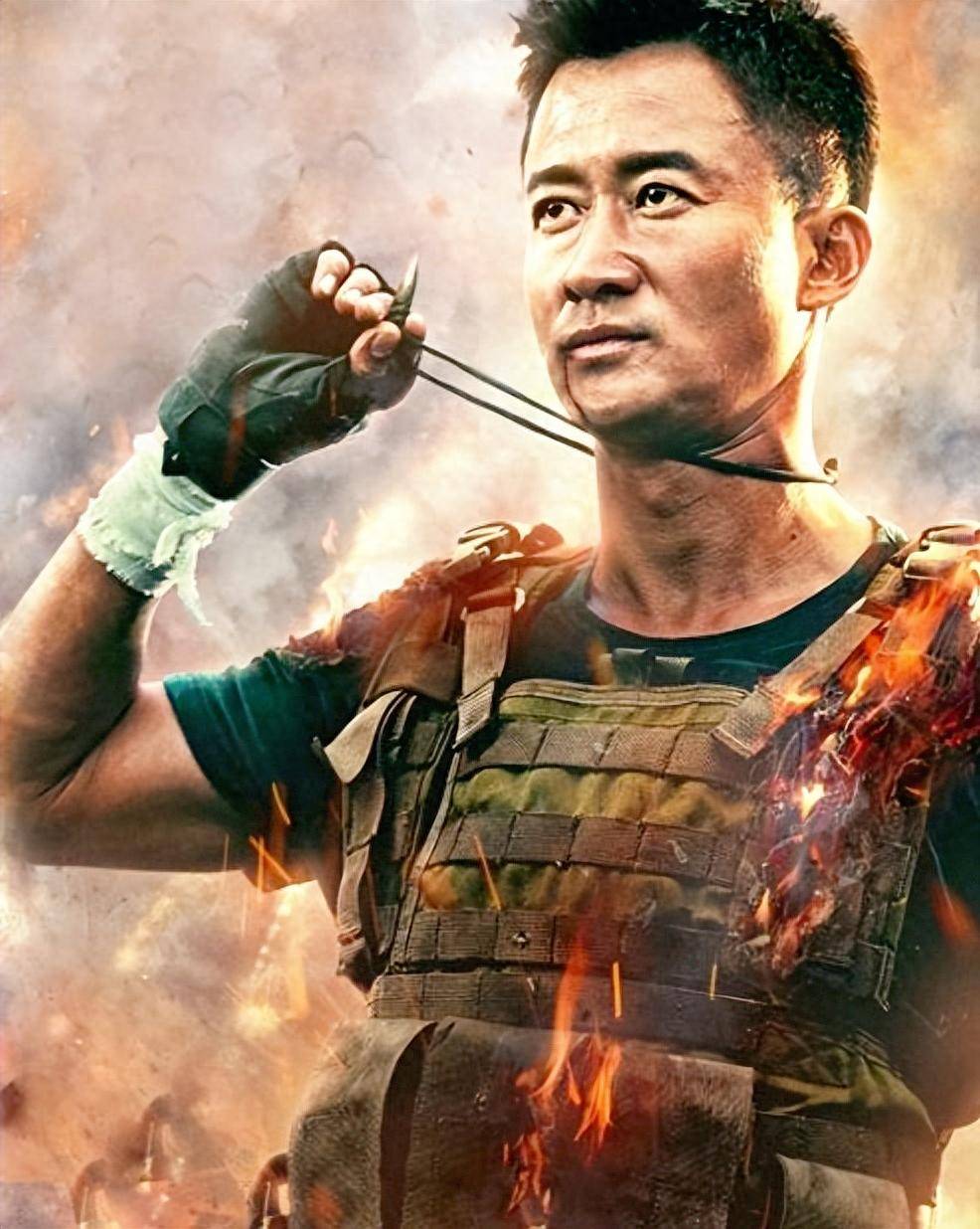 吴京组局,邀请李连杰于荣光等人聚餐,袁和平坐前排,吴彬是c位
