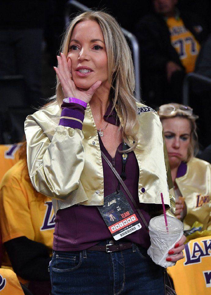 珍妮巴斯东契奇很特别我们将思念浓眉但追求总冠军