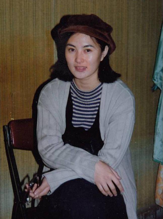 演员王菁华:5岁出道,30岁与男星常戎分手,如今53岁仍单身未婚