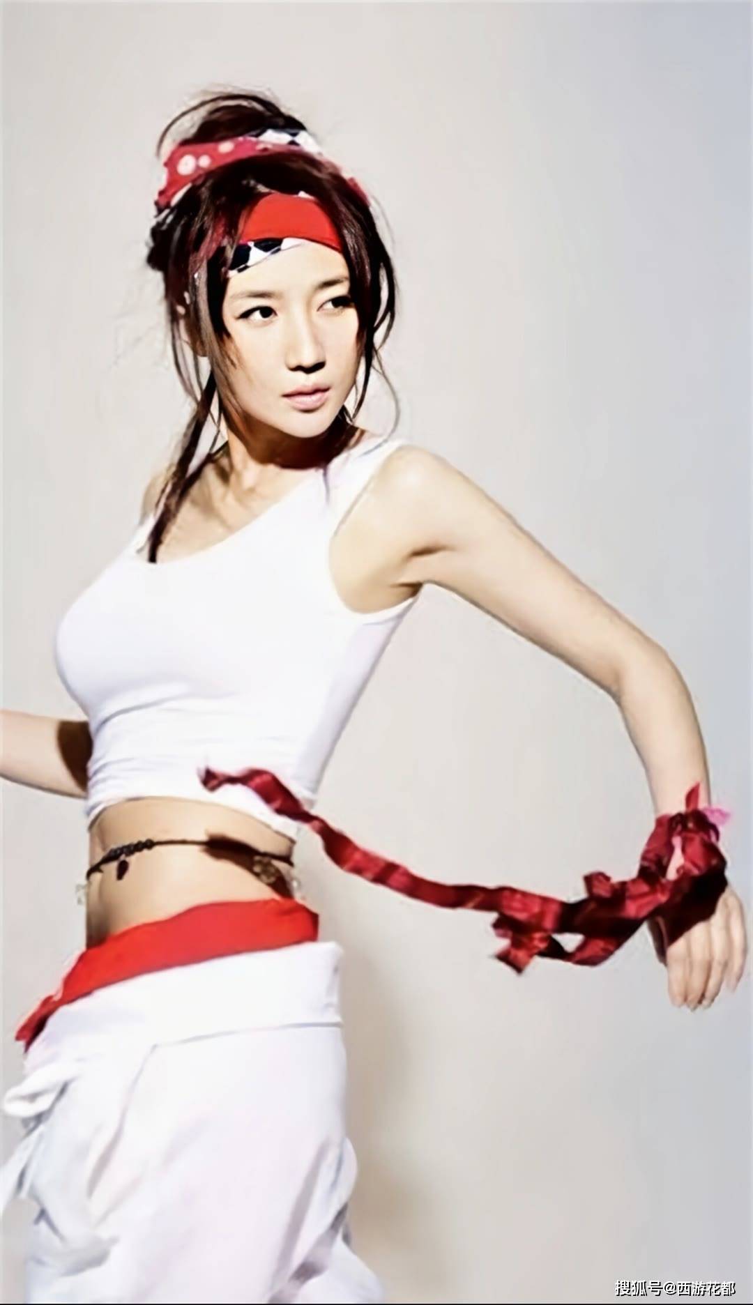 阿朵——中国内地流行女歌手,影视演员