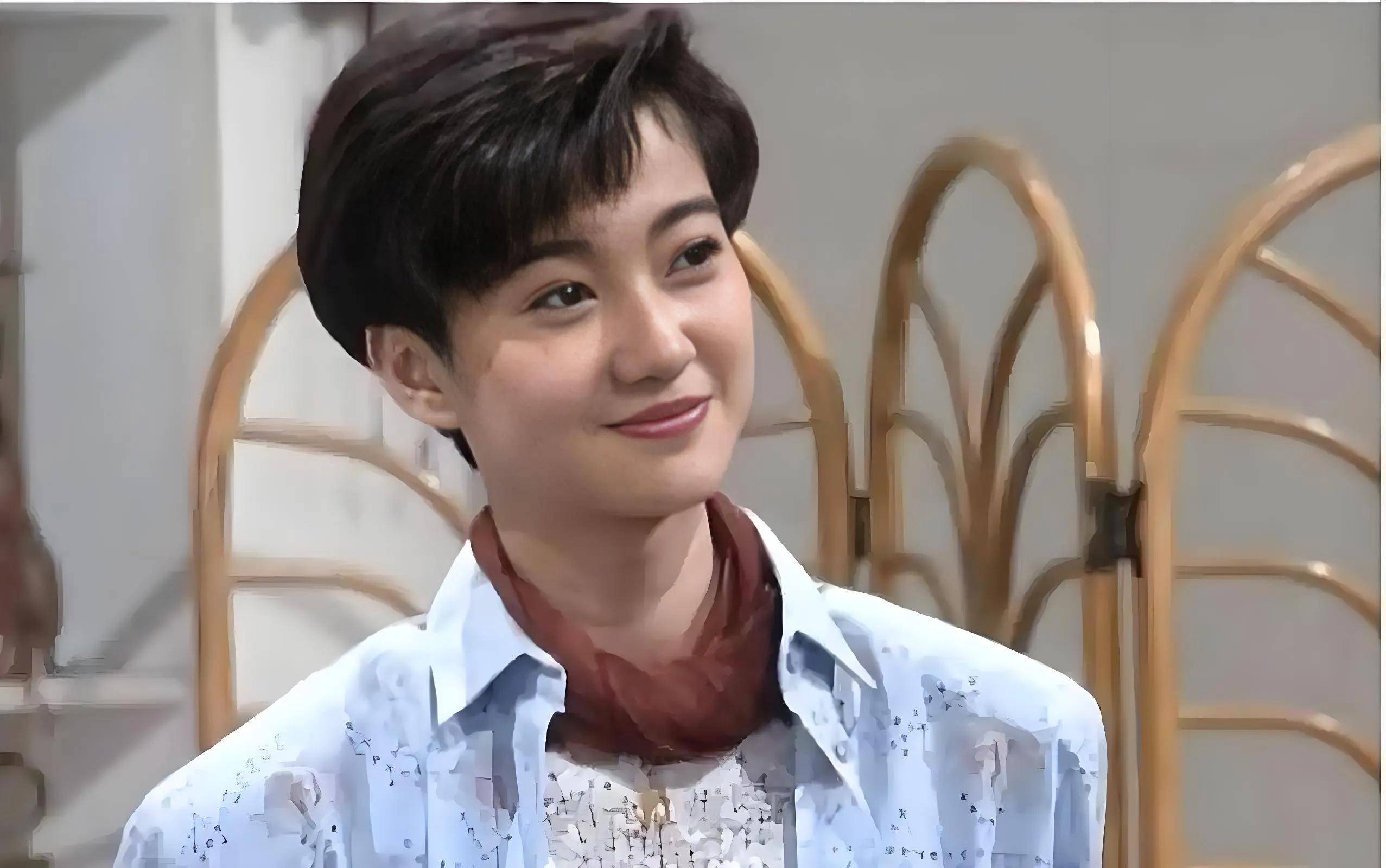 琼女郎王玉玲1993年与男友坠机身亡她的生命定格在最美的瞬间