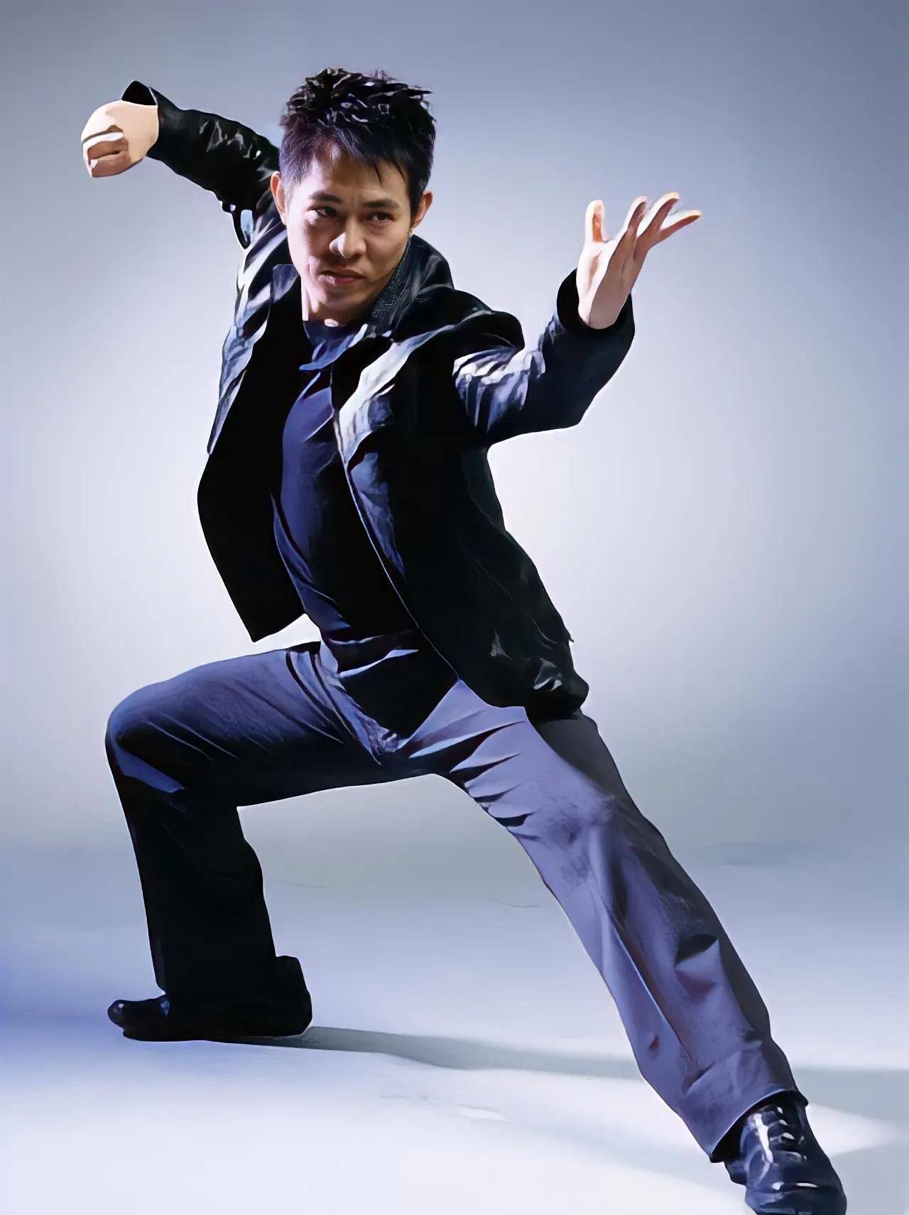 61岁李连杰的"recent trip":一场关于生命意义的旅行