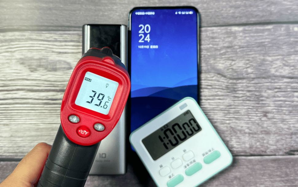 酷态科充电宝好用吗?西圣、酷态科、安克充电宝对比测评来了!