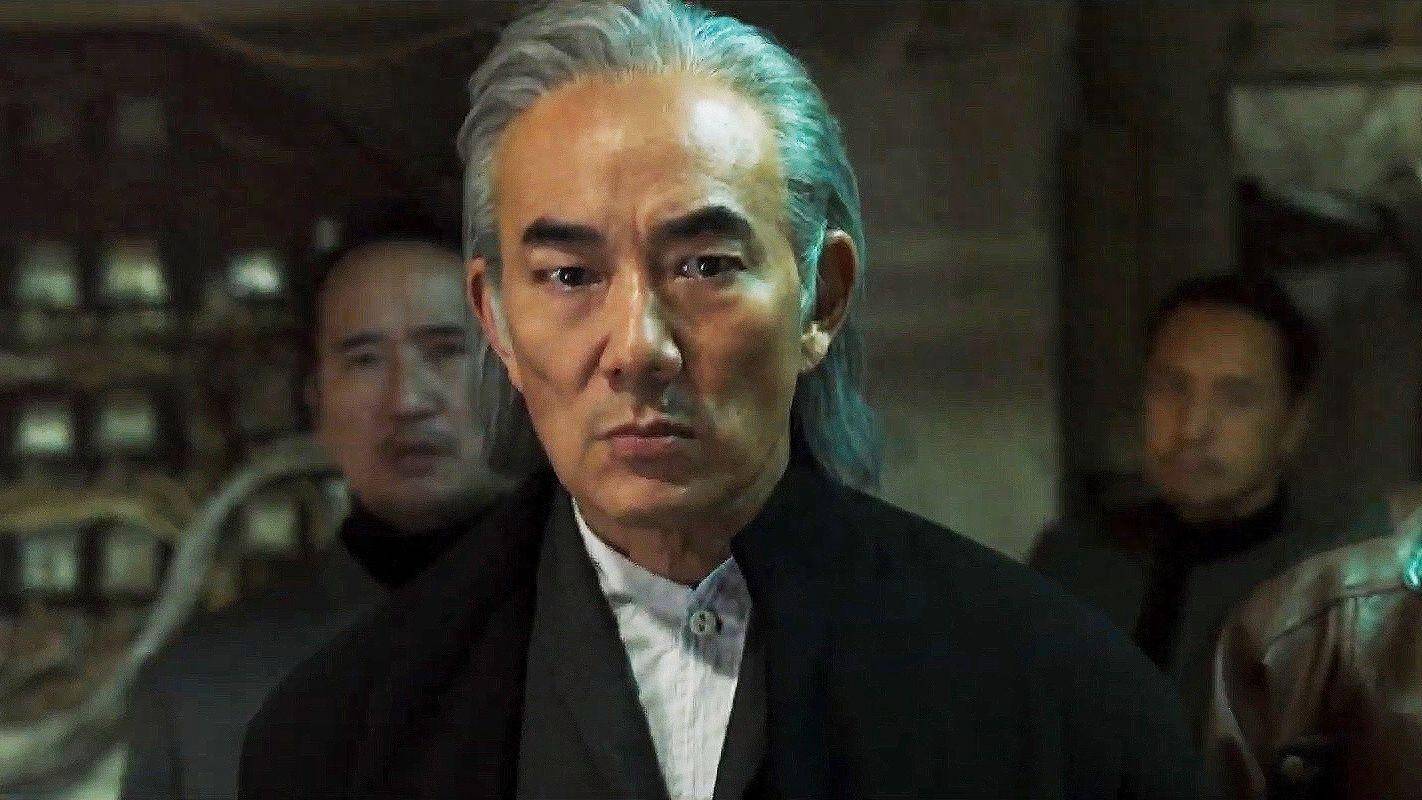 九龙城寨陈占为什么杀秋哥一家