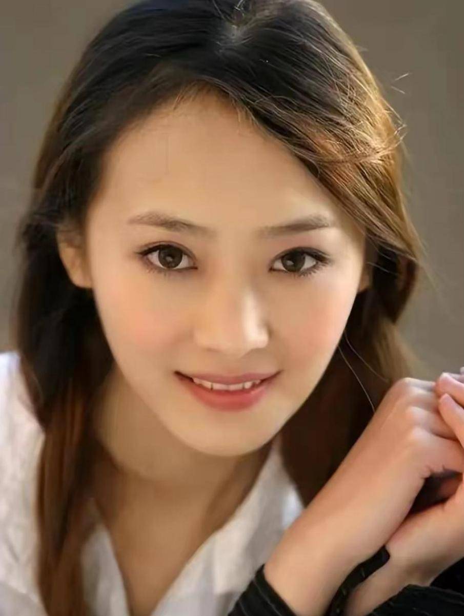曲栅栅老婆曲栅栅:10年了,她还在帮他还债?