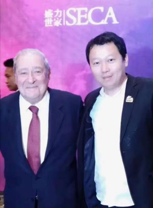 拳王争霸赛突发状况：杜布瓦退赛，巴克勒替补，拳王争霸赛变故：流感致杜布瓦退赛，巴克勒紧急替补