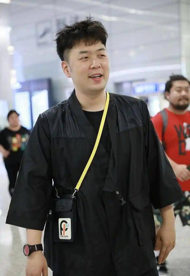 杜海涛沈梦辰庆祝结婚3周年,细扒他的资产,才知什么叫人生赢家