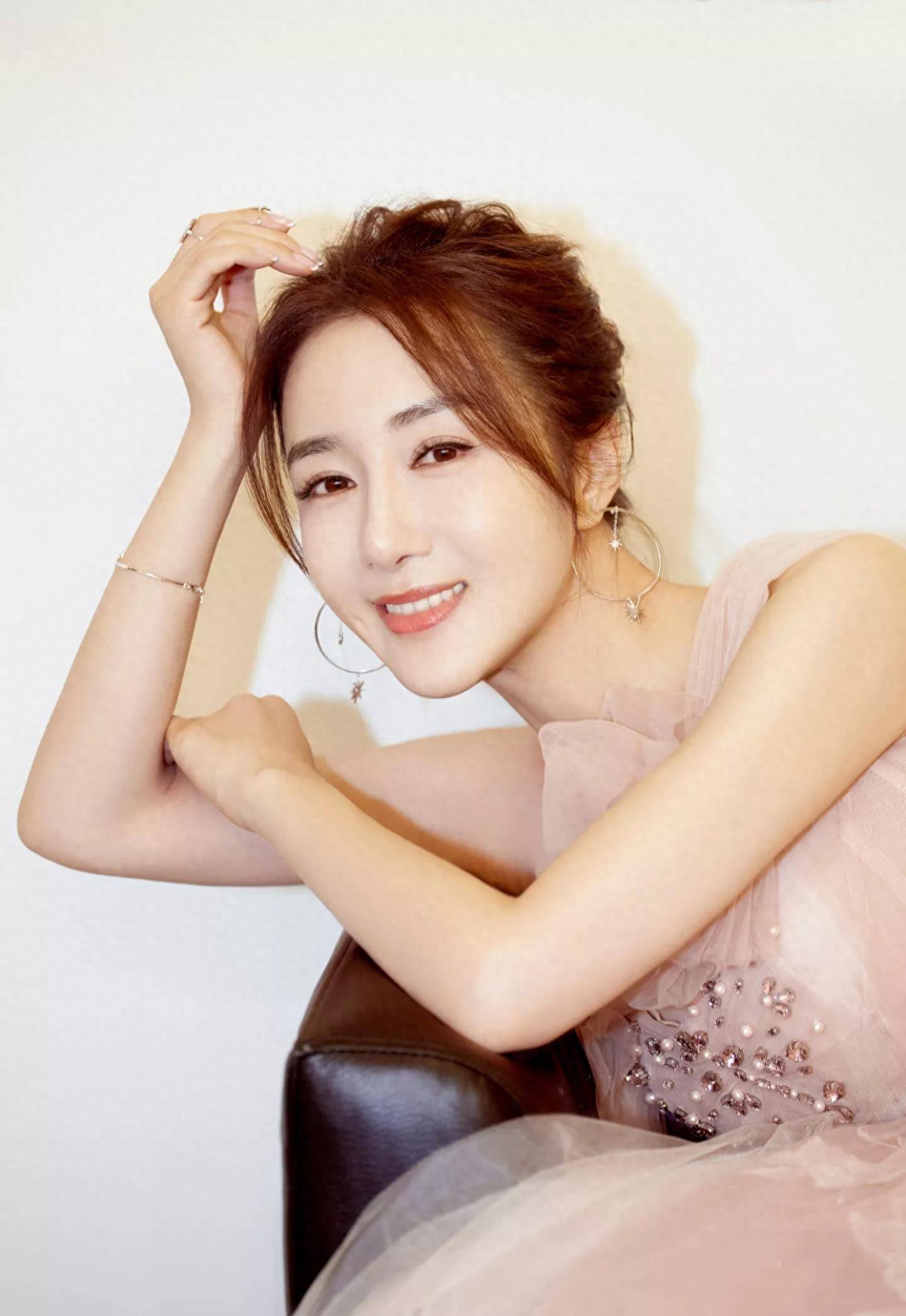 美人的她,被狗咬毁容,戏路变窄现在靠演坏女人翻身