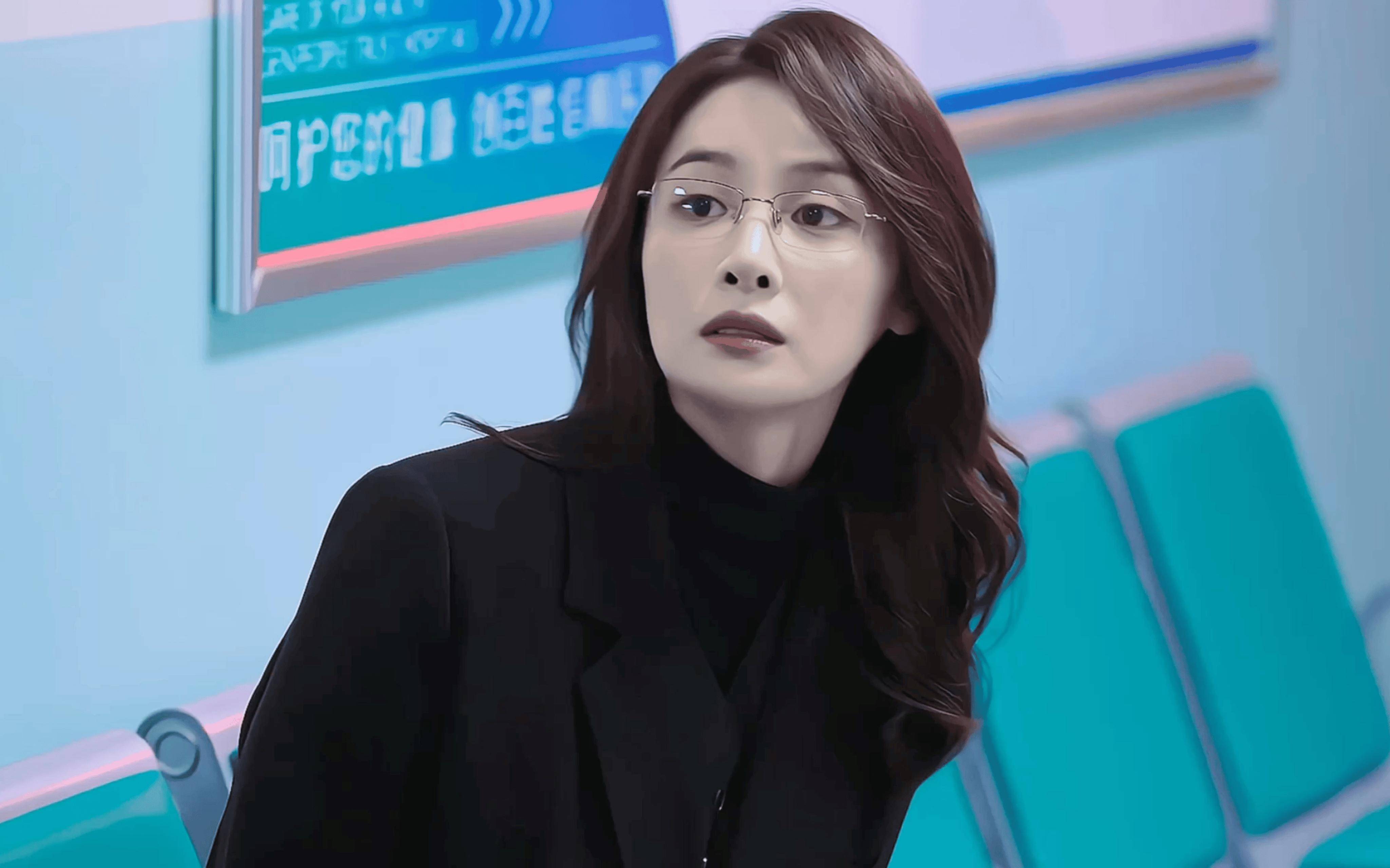 盘点国内"不戴眼镜像路人,一戴眼镜成女神"的女演员