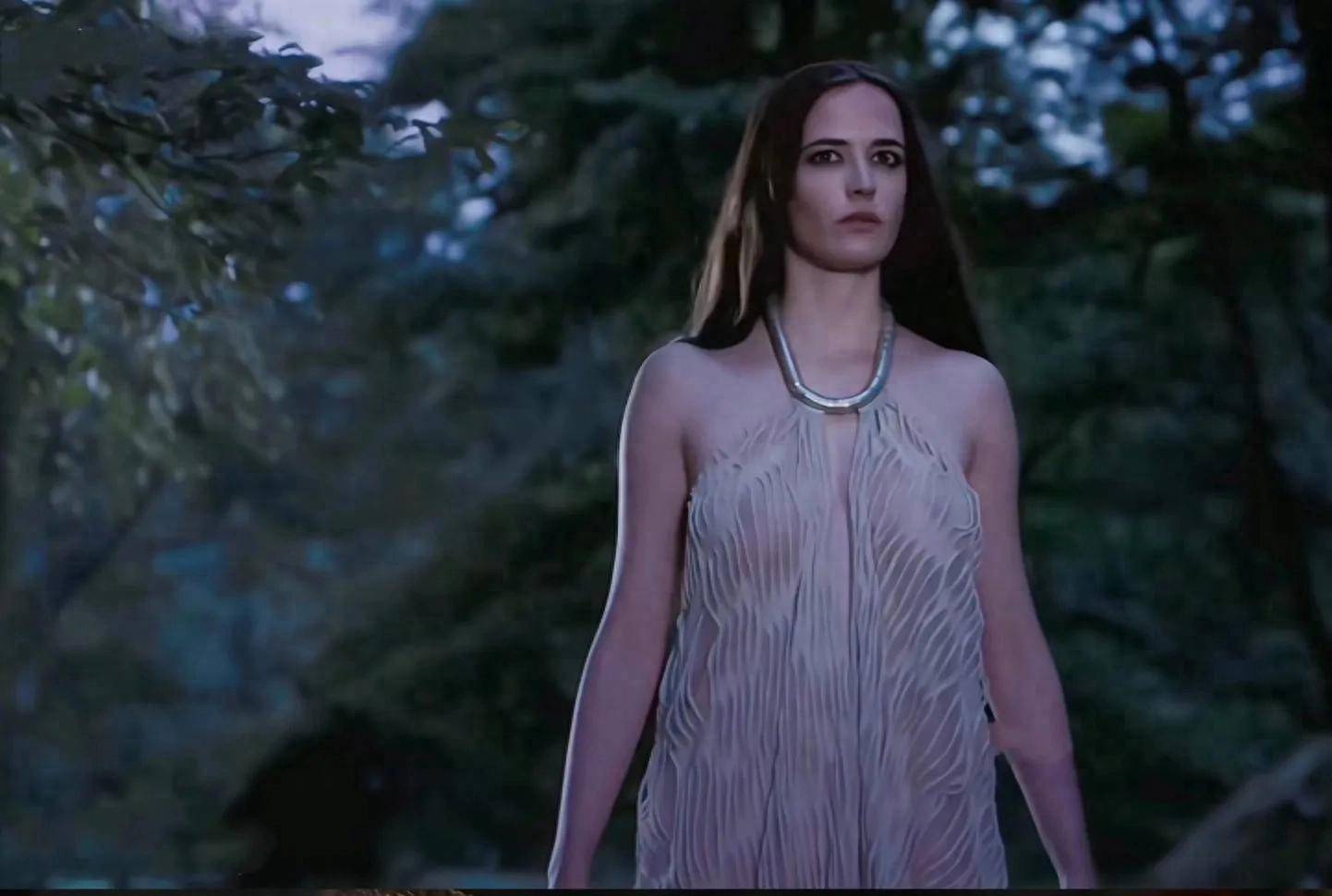 《圣城风云》:权利,欲望与命运的交织,颜值和尺度并存,值得一看