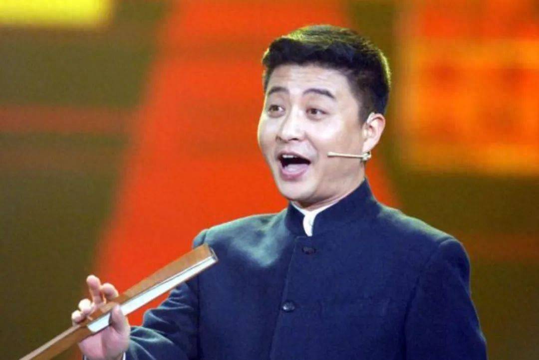 周炜:9登春晚,曾拜师姜昆,蒋大为,46岁一句脏话葬送22年努力