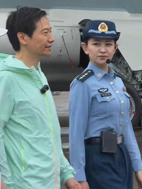 原来她就是雷军的妻子,怪不得做什么都能来财,娶一个贤妻旺三代