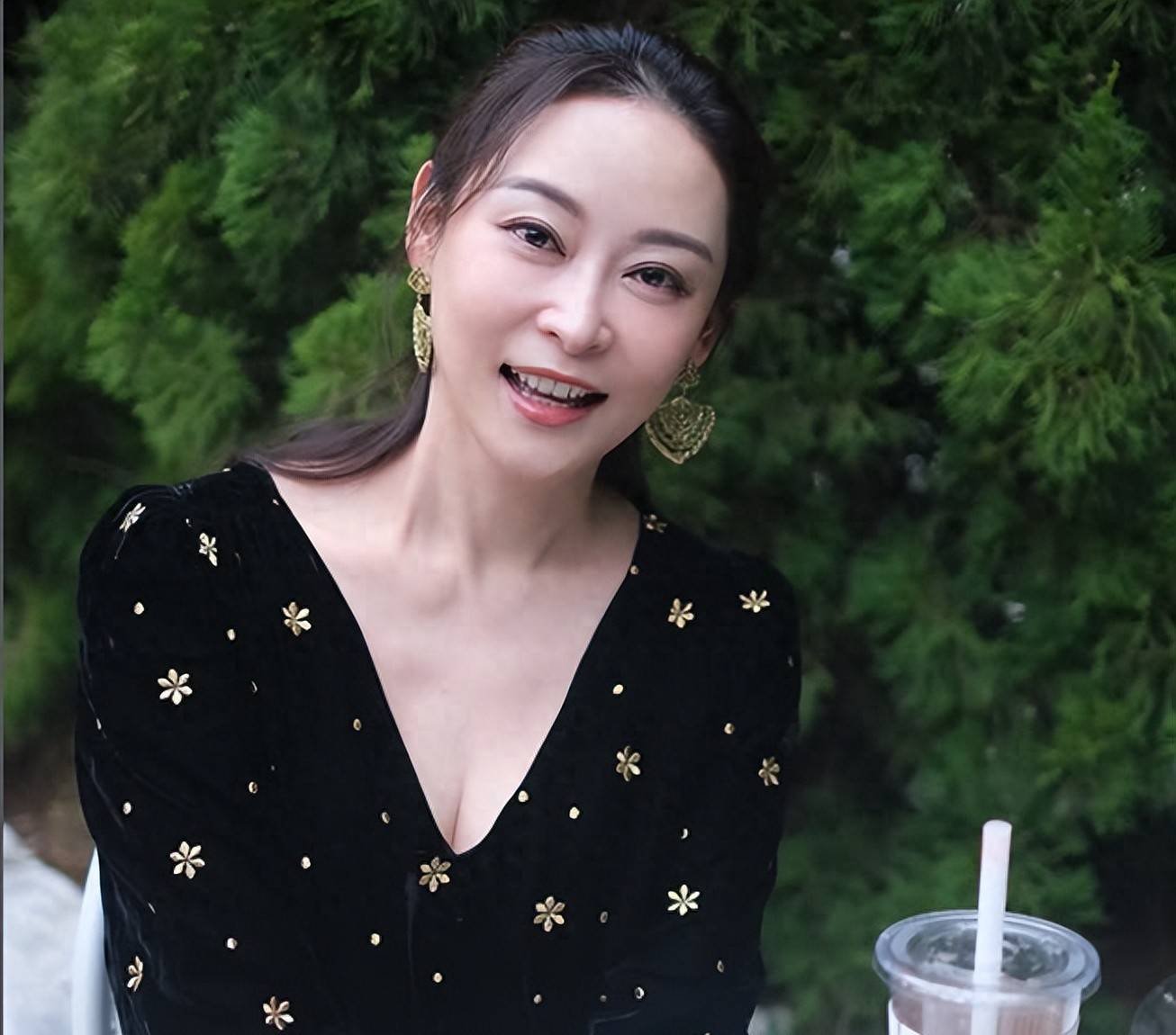 杨卓娜谈离世后爸频落泪 儿时让给妹妹杨怡仅有的玩偶成童年阴影