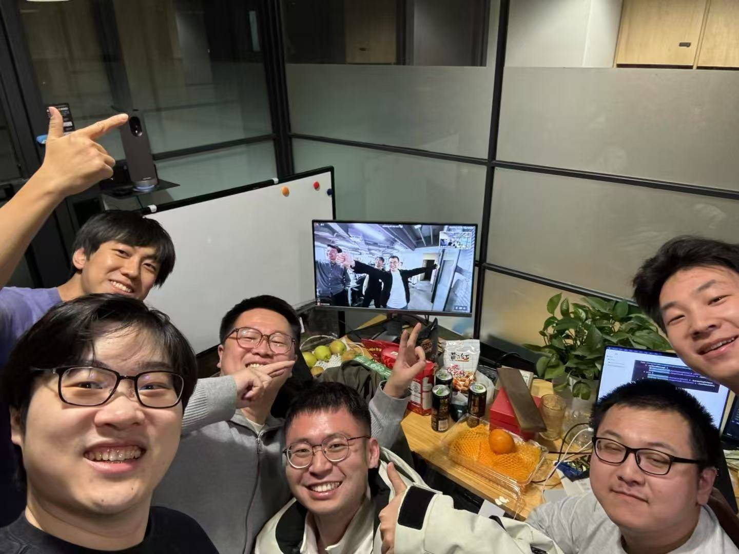 Manus爆红：创始人肖弘出自华科称Agent在跨越第一个鸿沟_搜狐网