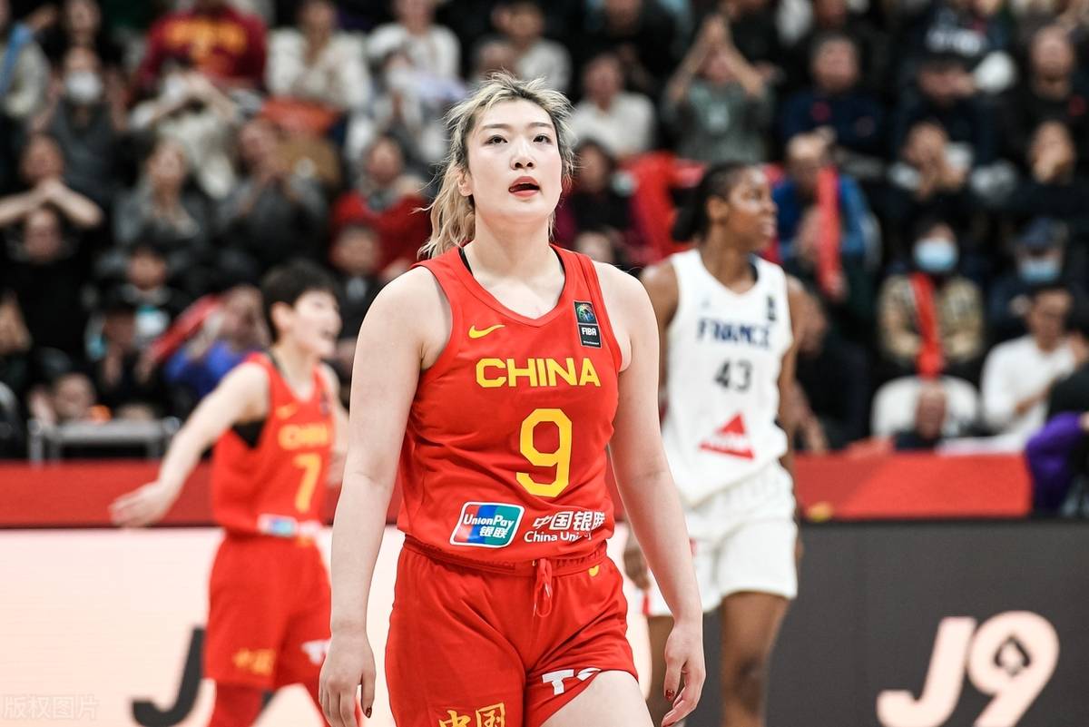 川军女篮强势卫冕！李梦扎根四川再创巅峰，王思雨等国手集体安家