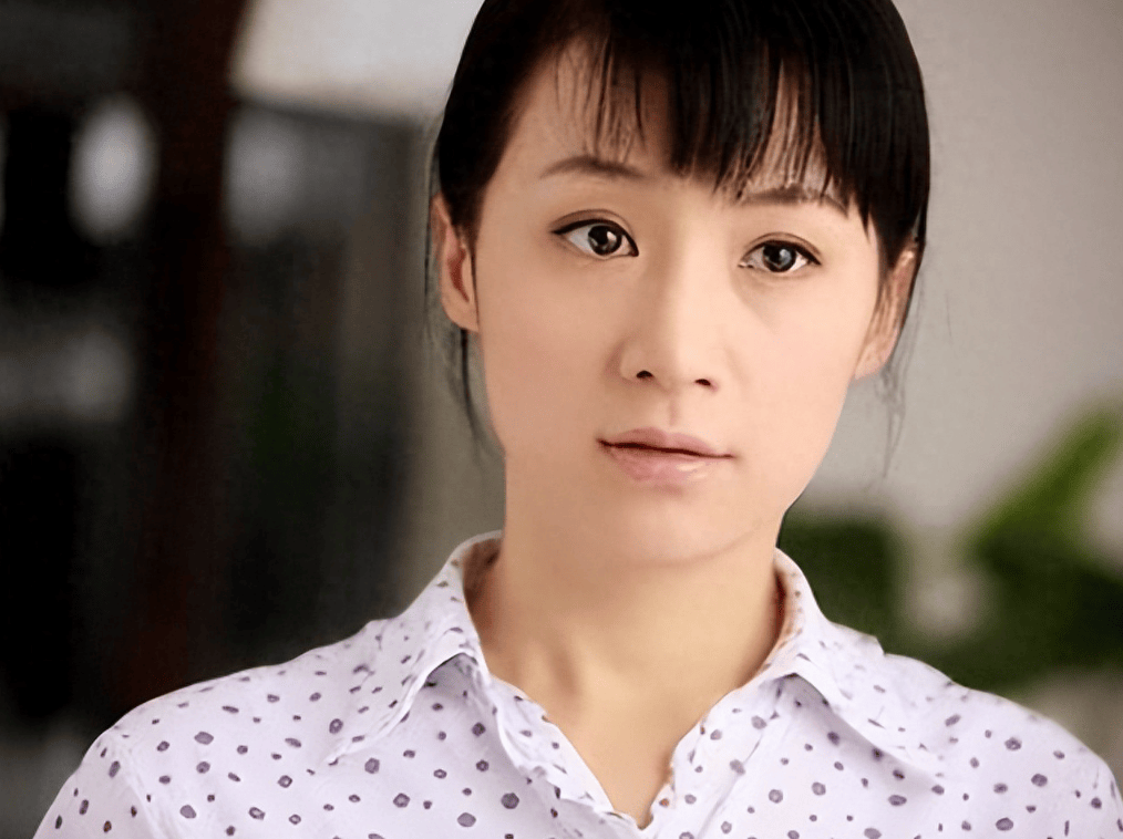 姚芊羽:她曾是国民媳妇,红过刘涛,杨幂佟丽娅给她作配,为何会自毁前程