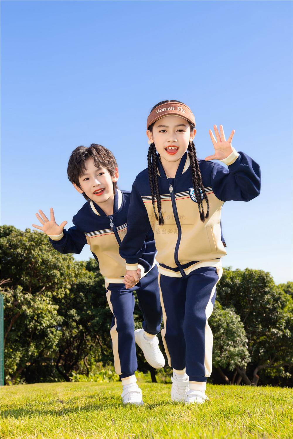 纪德莱克校园服：青春记忆的时尚印记
