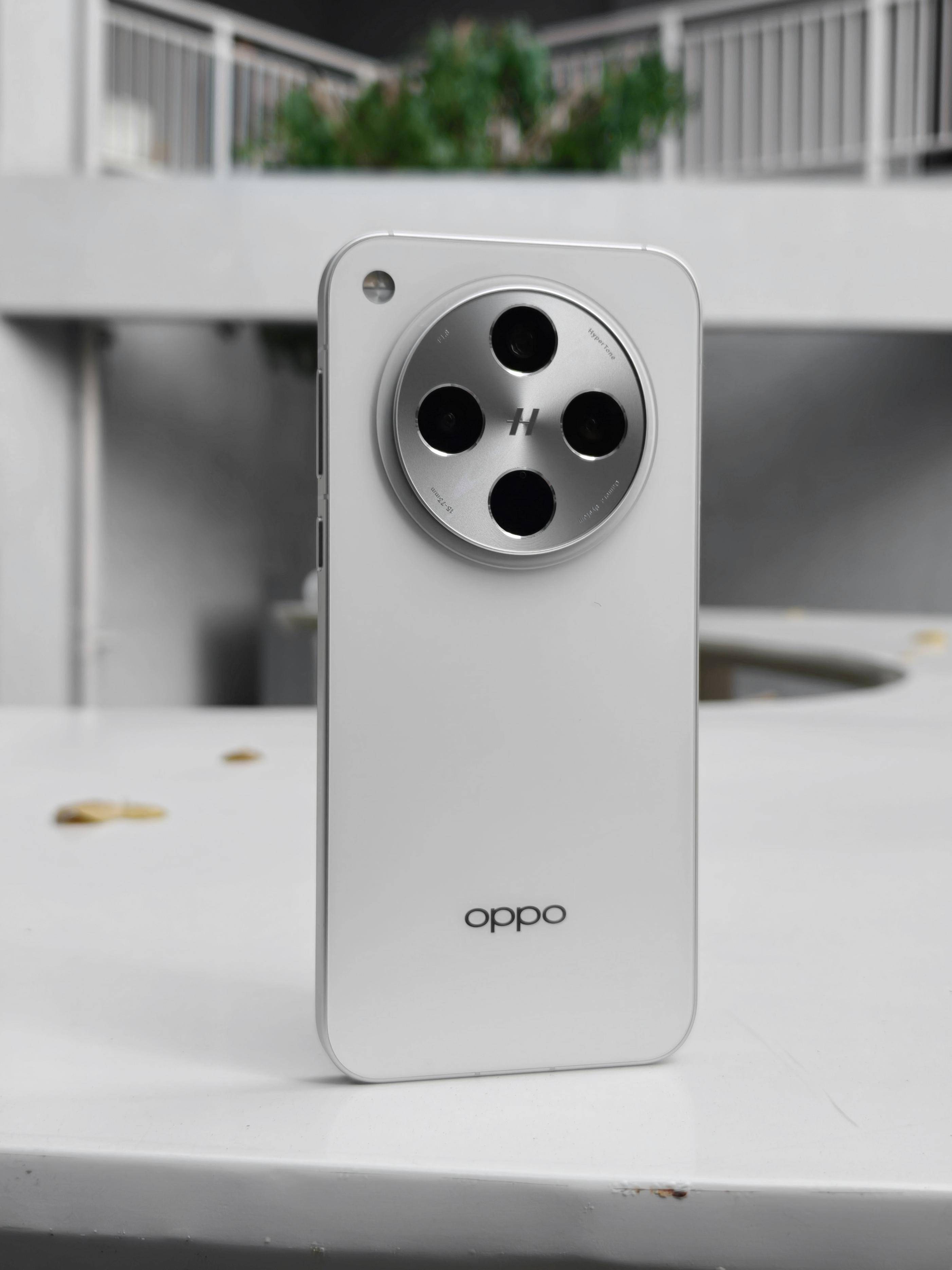 oppo 2025年大动作find x8热销还有折叠屏iot全线发力