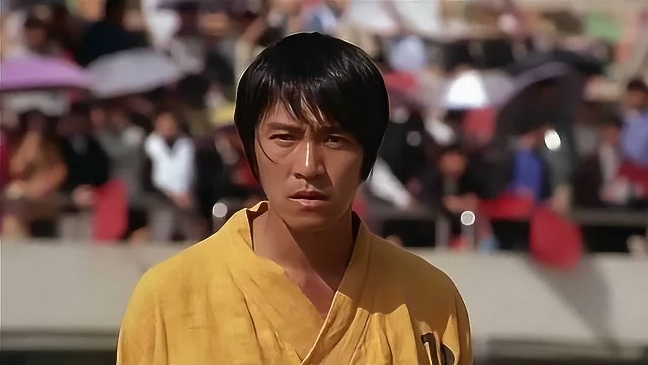 周星驰:从九龙城寨到喜剧之王的孤独旅程