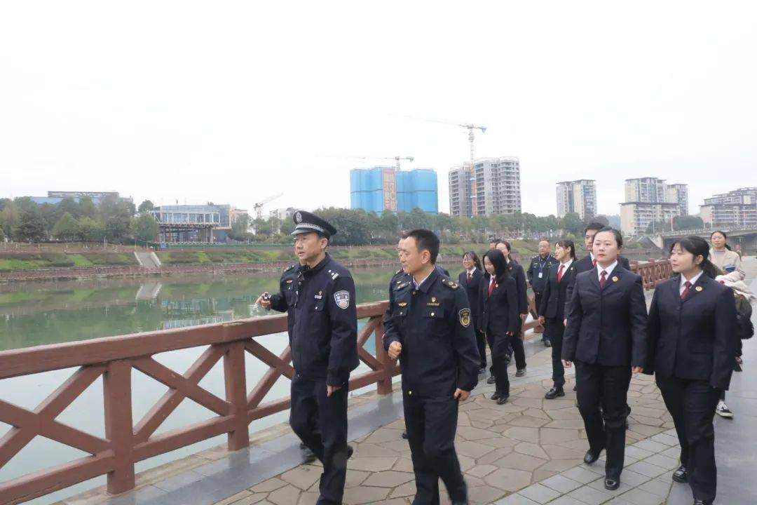 多部门齐聚大邑斜江河，共筑“世界水日”生态防线，大邑斜江河“世界水日”活动：修复生态，普及水法
